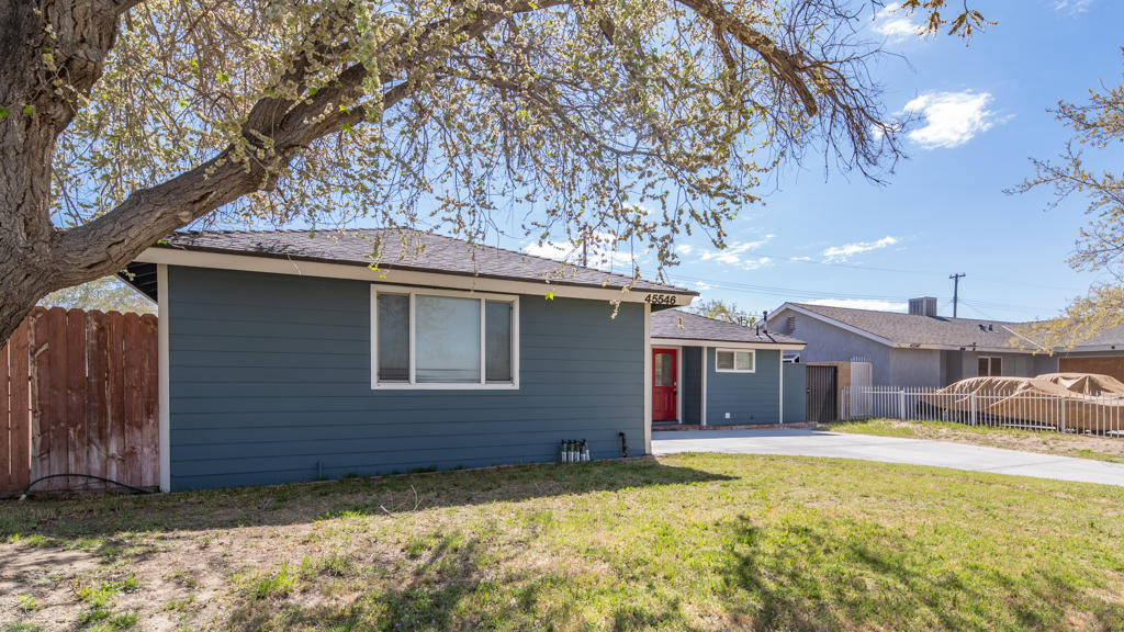 45546 3rd Street East Lancaster, CA 93535 - Photo 2 of 23 a house view with a outdoor space