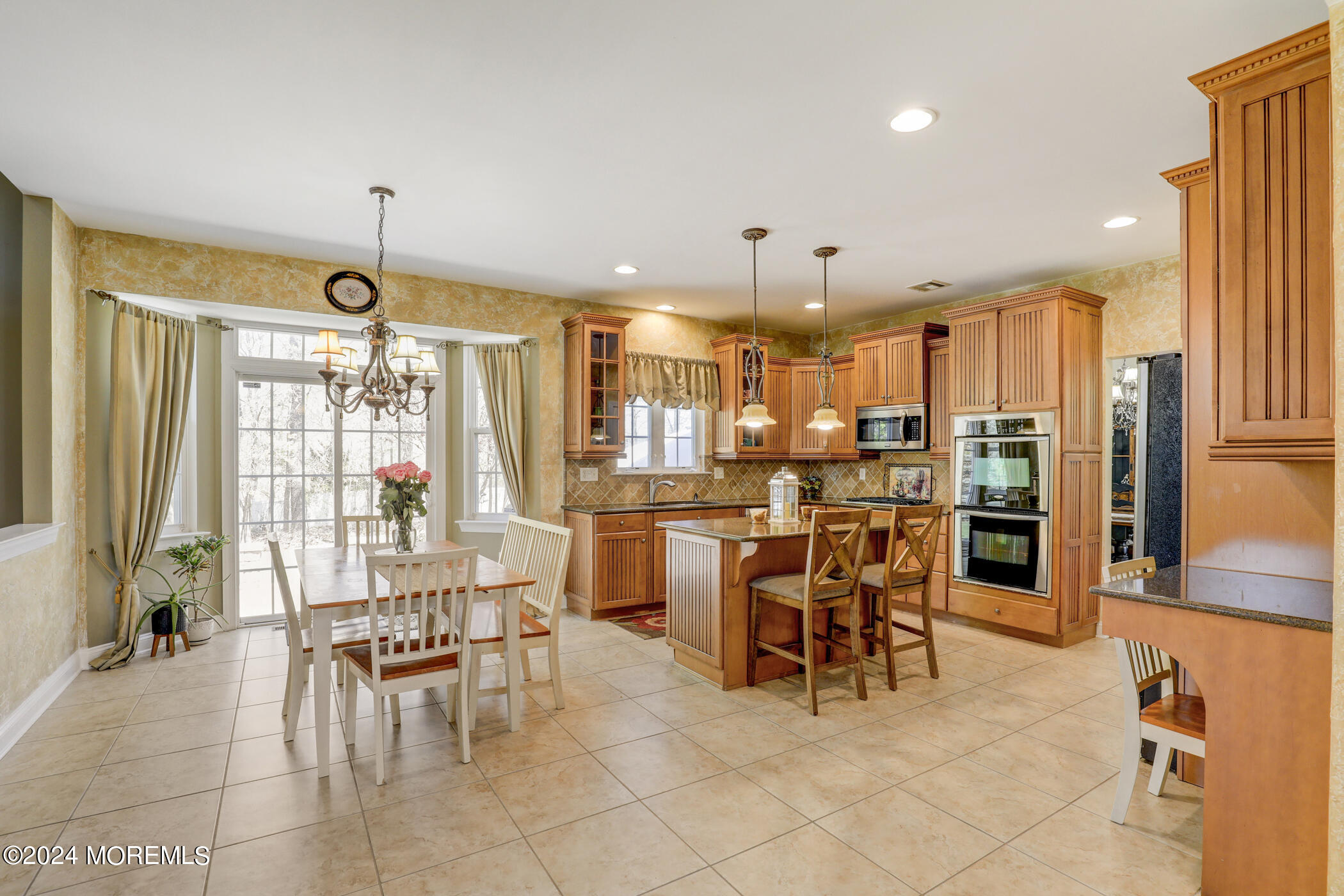 9 Emily Road Manalapan, NJ 07726 - Photo 13 of 35 15 - Kitchen