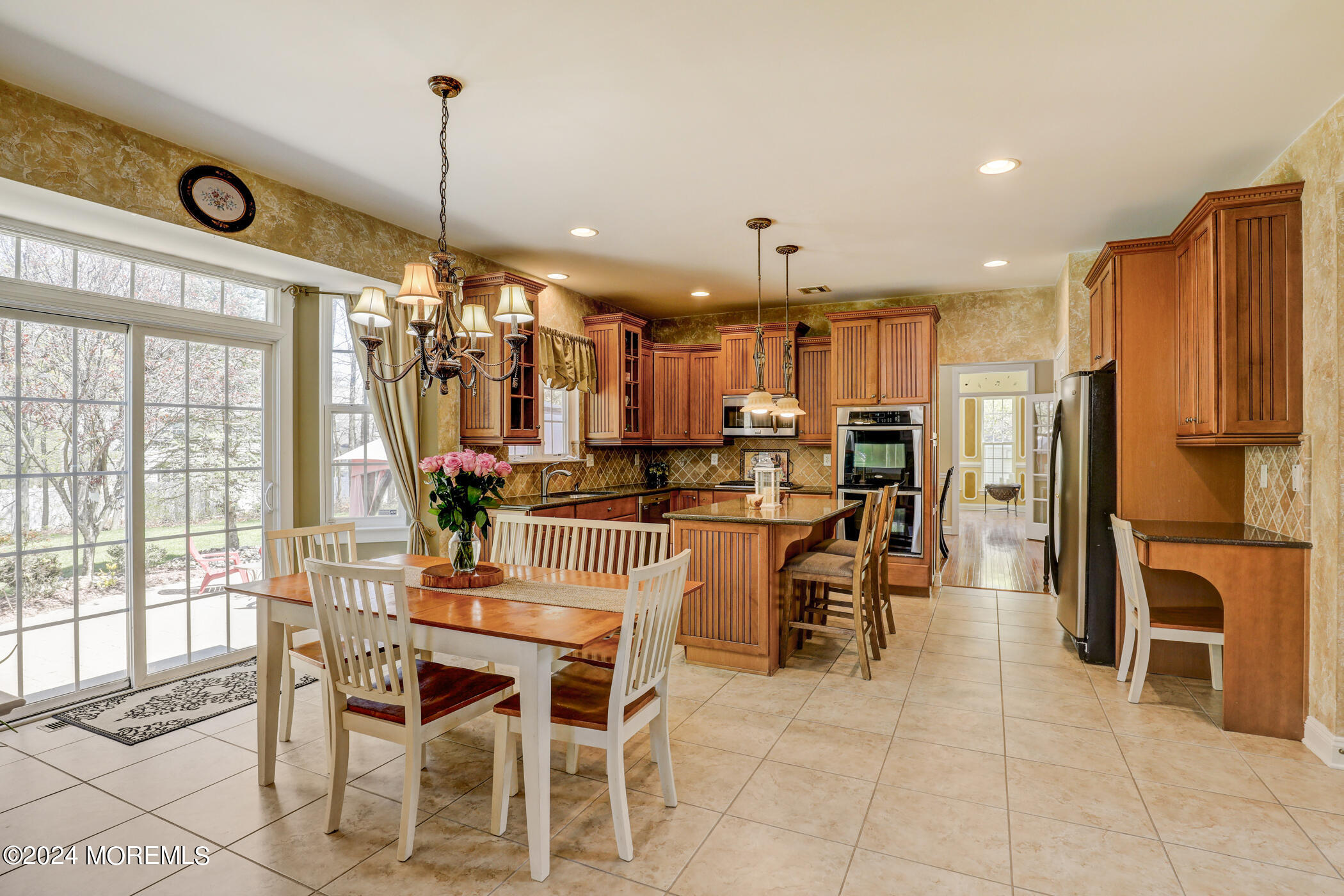 9 Emily Road Manalapan, NJ 07726 - Photo 14 of 35 16 - Kitchen
