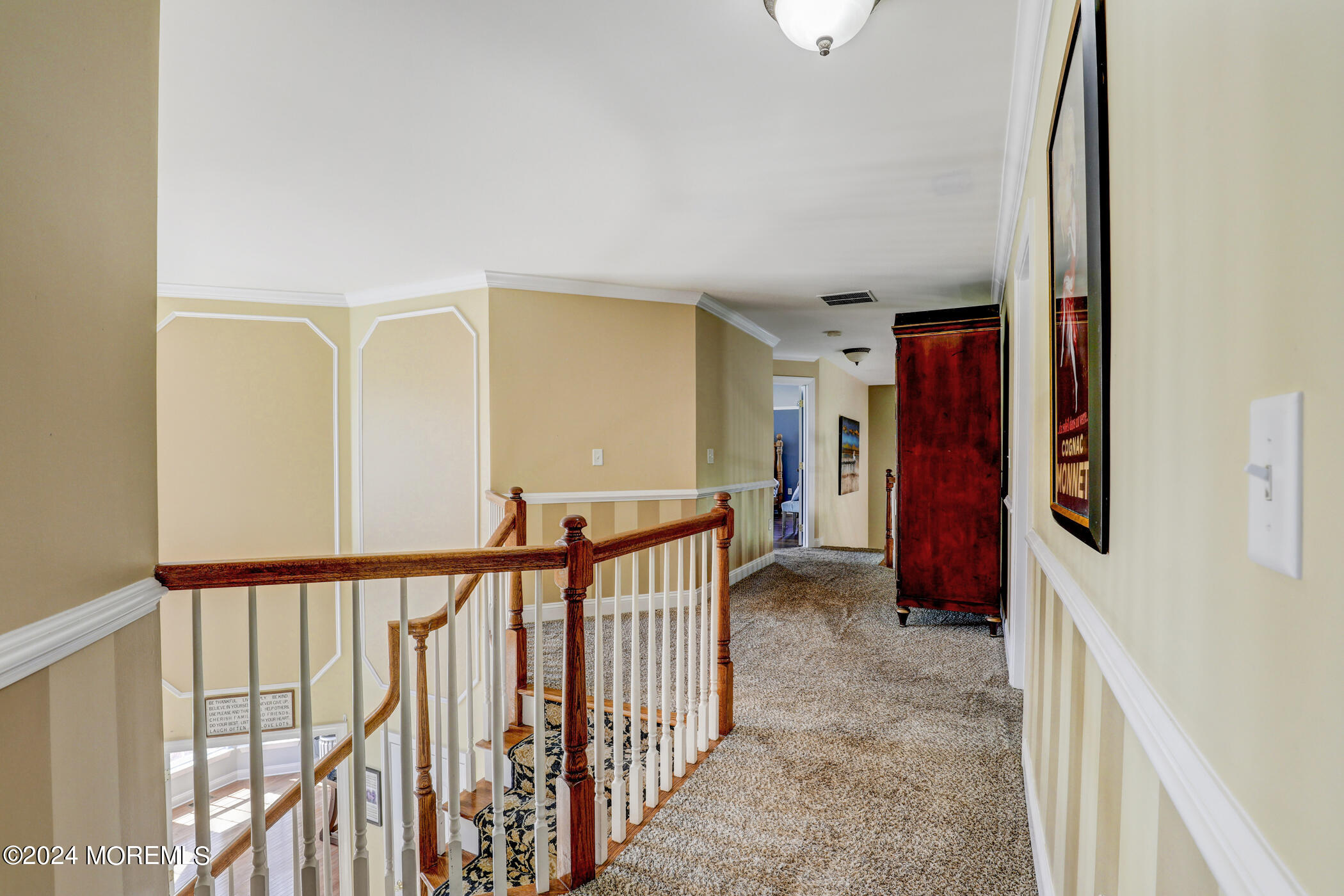 9 Emily Road Manalapan, NJ 07726 - Photo 23 of 35 25 - Upper Hallway