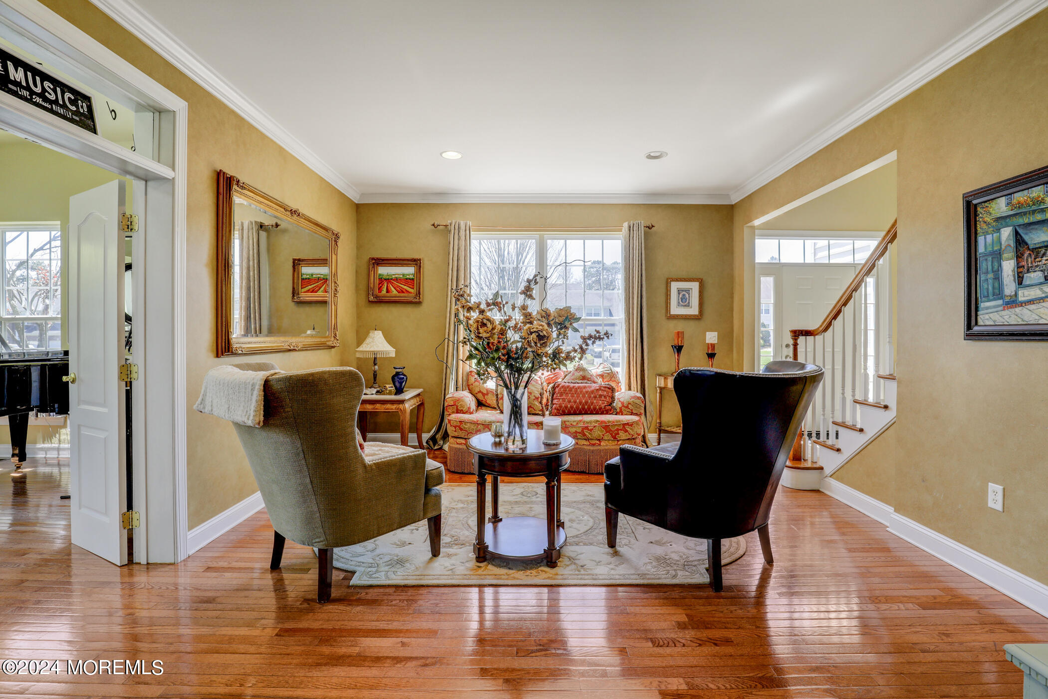 9 Emily Road Manalapan, NJ 07726 - Photo 7 of 35 9 - Living Room