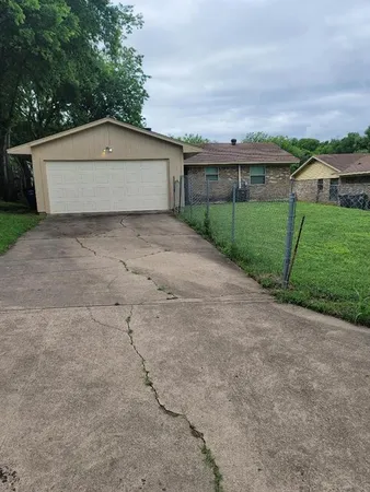 $1,800 | 1441 Quartet Drive, Dallas, TX 75241