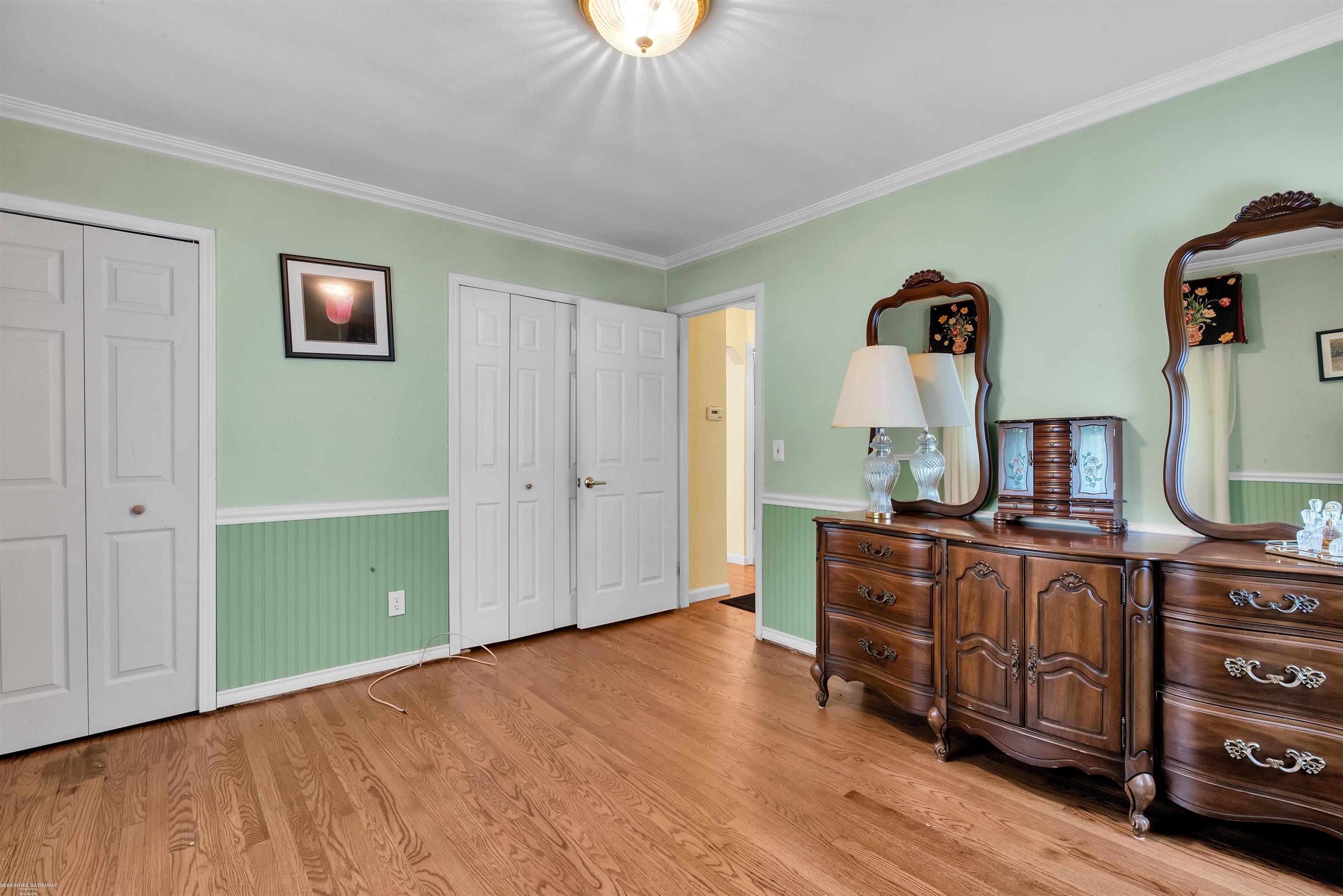 1500 Cook Road Grosse Pointe Woods, MI 48236 - Photo 13 of 27