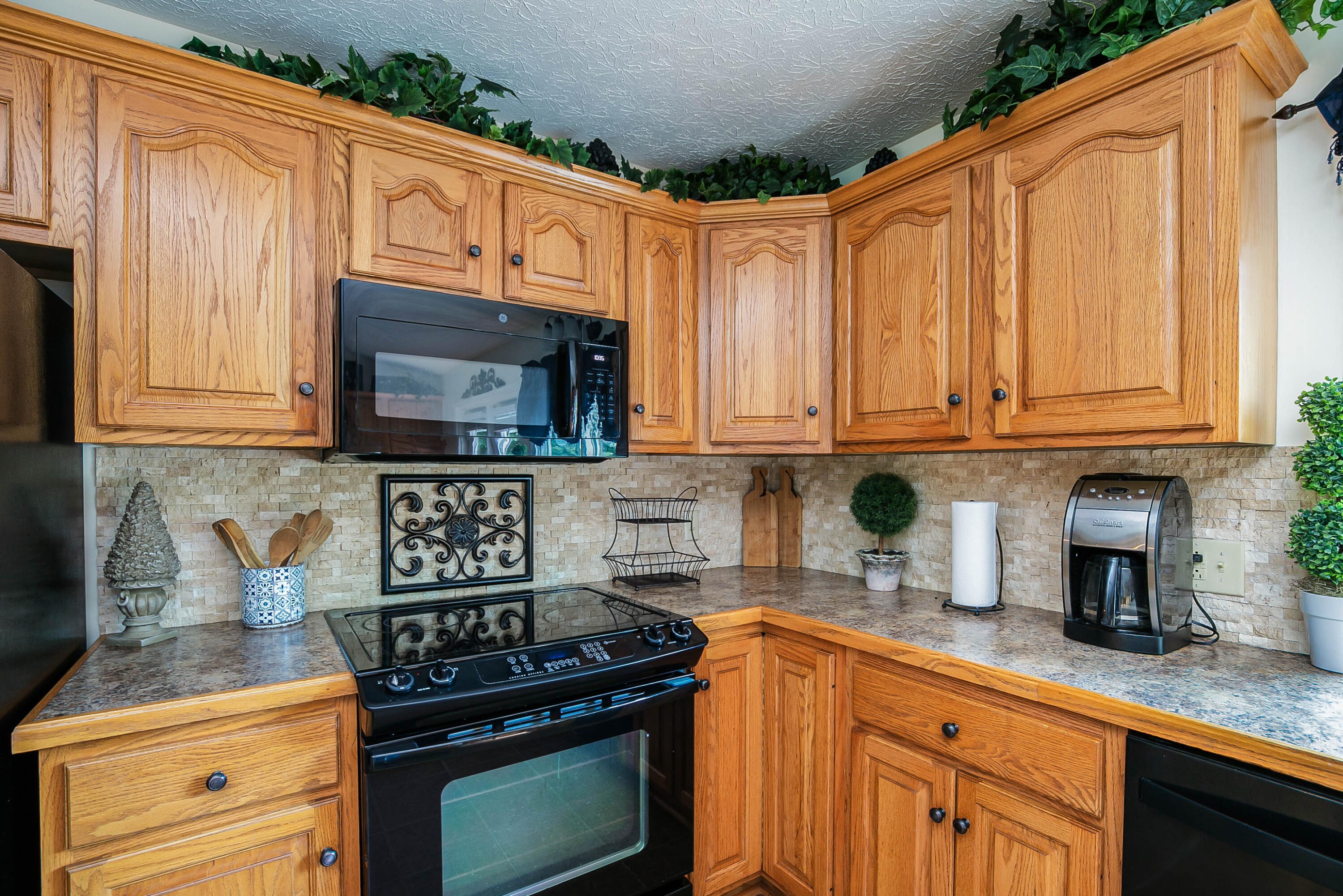 915 Hidden Valley Road Kingsport, TN 37663 - Photo 12 of 43 Hidden Valley Rd-12