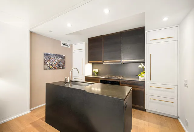$2,995,000 | 345 West 14th Street, Unit 5A | Chelsea