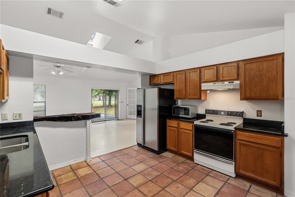 16104 Sandhill Road Winter Garden, FL 34787 - Photo 14 of 36