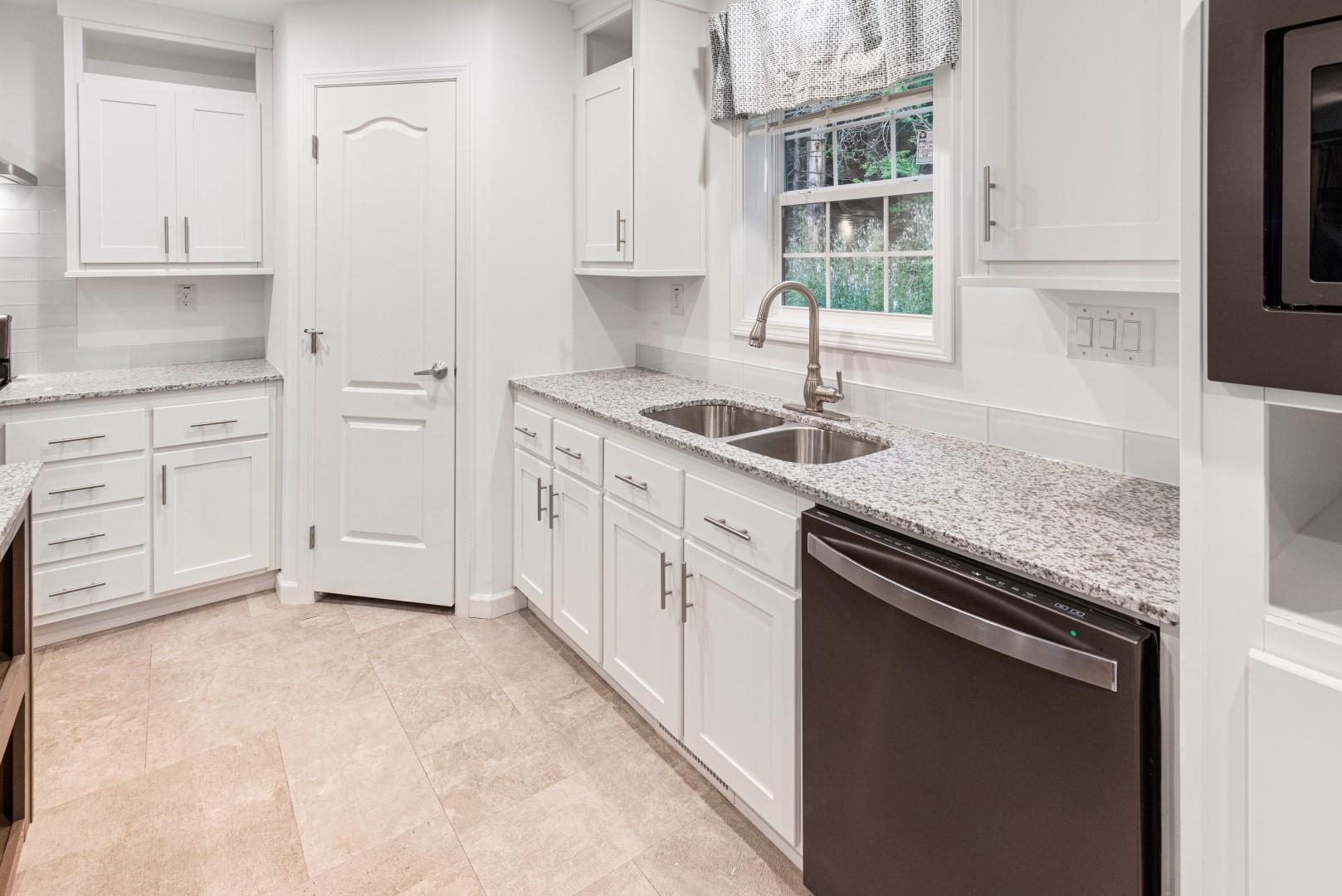 89 Shaker Jerry Road Moultonborough, NH 03254 - Photo 6 of 33 Gallery Image 6