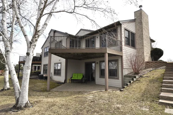 $368,000 | 64 Conner Circle Southwest, Rochester, MN 55902