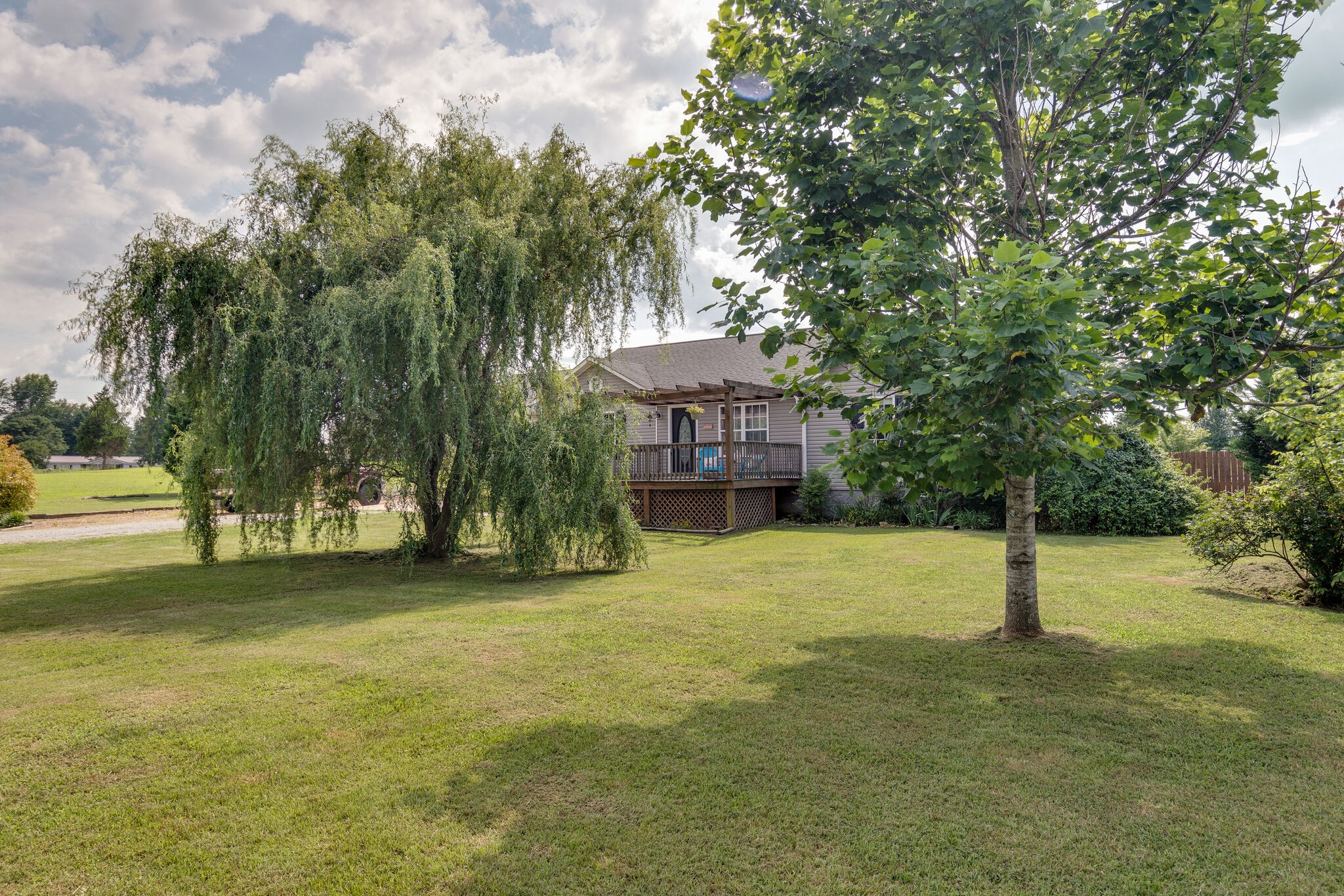 654 Swiss Colony Road Hohenwald, TN 38462 - Photo 2 of 26 Gallery Image 2