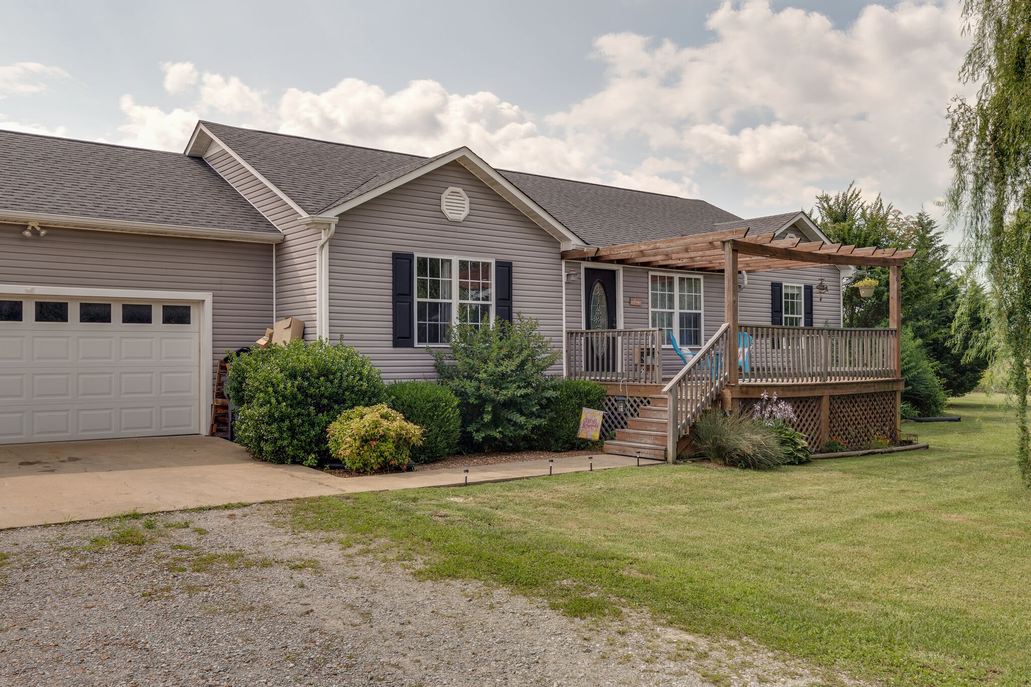 654 Swiss Colony Road Hohenwald, TN 38462 - Photo 3 of 26 Gallery Image 3