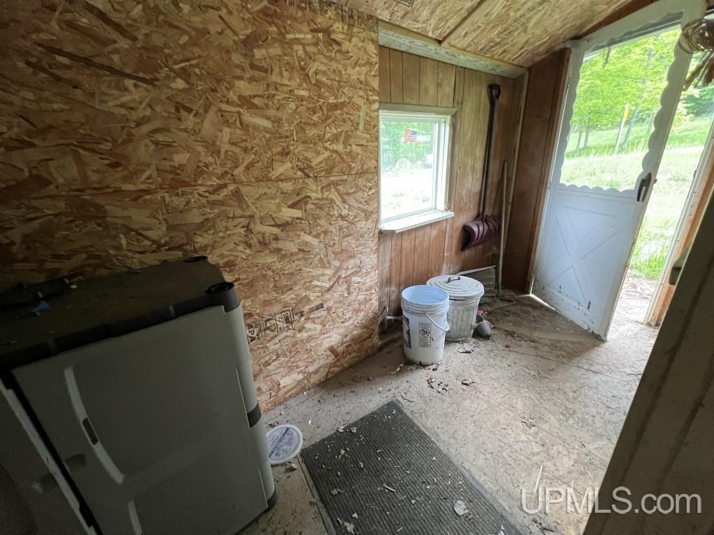 N7359 East City Limits Road Munising, MI 49862 - Photo 3 of 27 Gallery Image 3