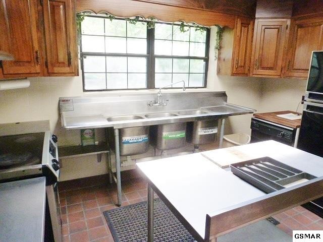 2569 Old Chilhowee Road Seymour, TN 37865 - Photo 5 of 29 Gallery Image 5