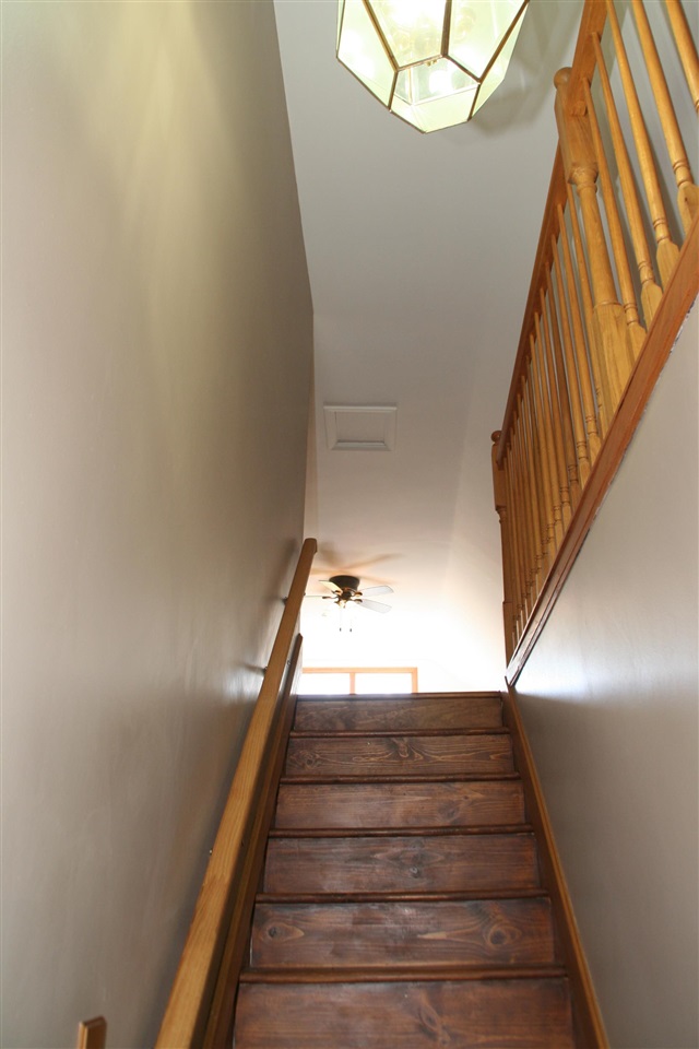 4896 West Church Road Perry, MI 48872 - Photo 25 of 44 Oak Railing to Upper Level