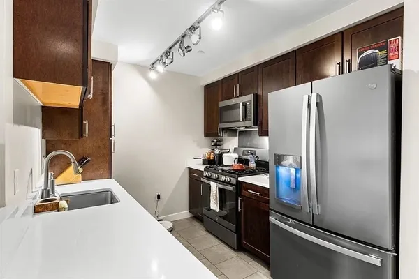$3,000 | 130 John Street, Unit 459, Lowell, MA 01852