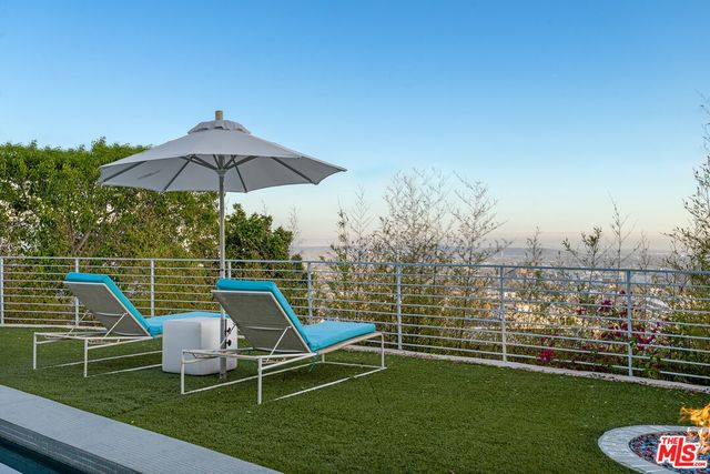 $5,900,000 | 8411 Hollywood Boulevard, Los Angeles, CA 90069