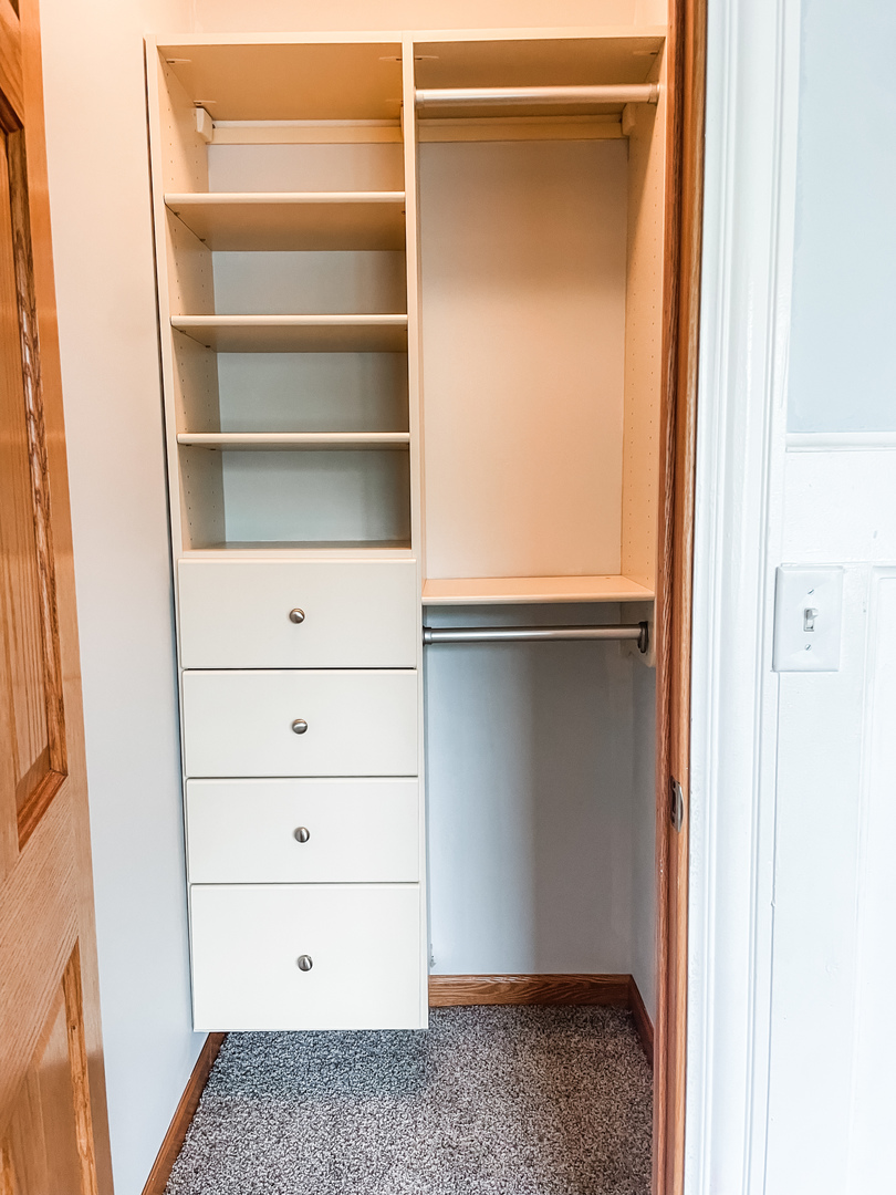 1308 Axcel Lane Sycamore, IL 60178 - Photo 13 of 40 a view of an empty walk in closet