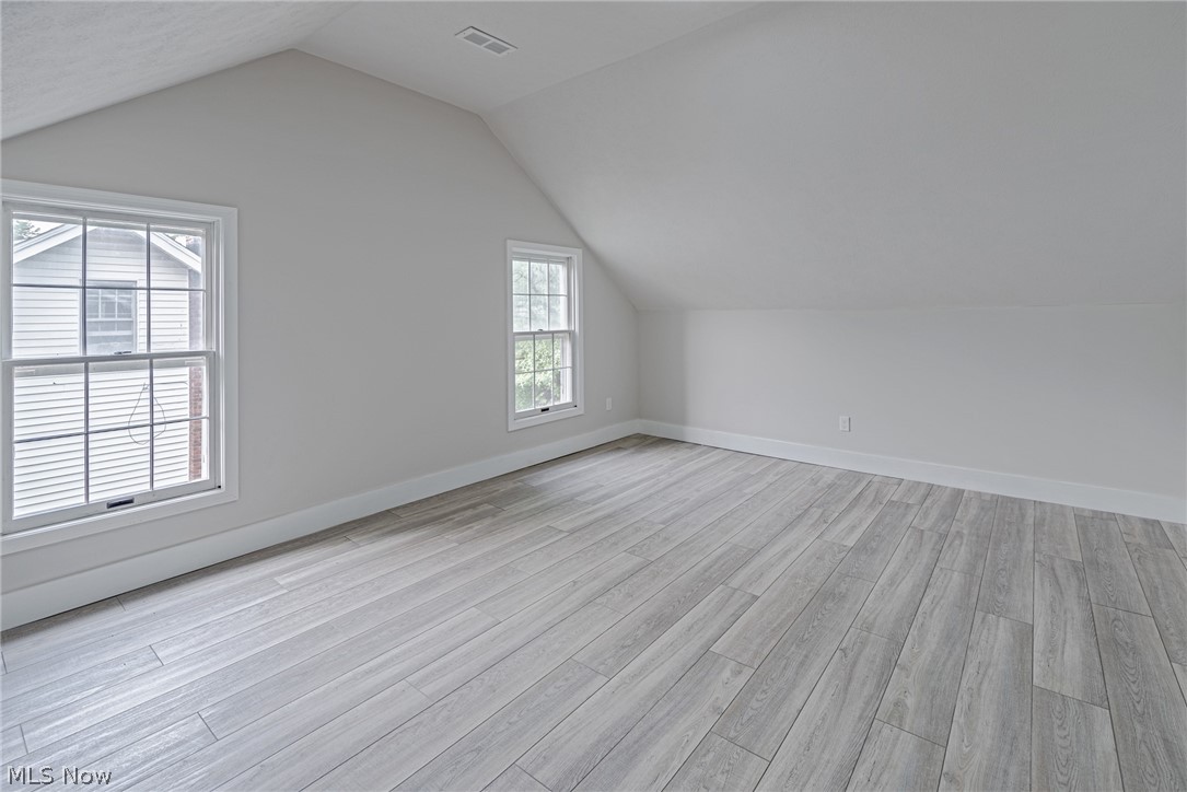 2182 Middlefield Road Cleveland Heights, OH 44106 - Photo 22 of 32 Gallery Image 22