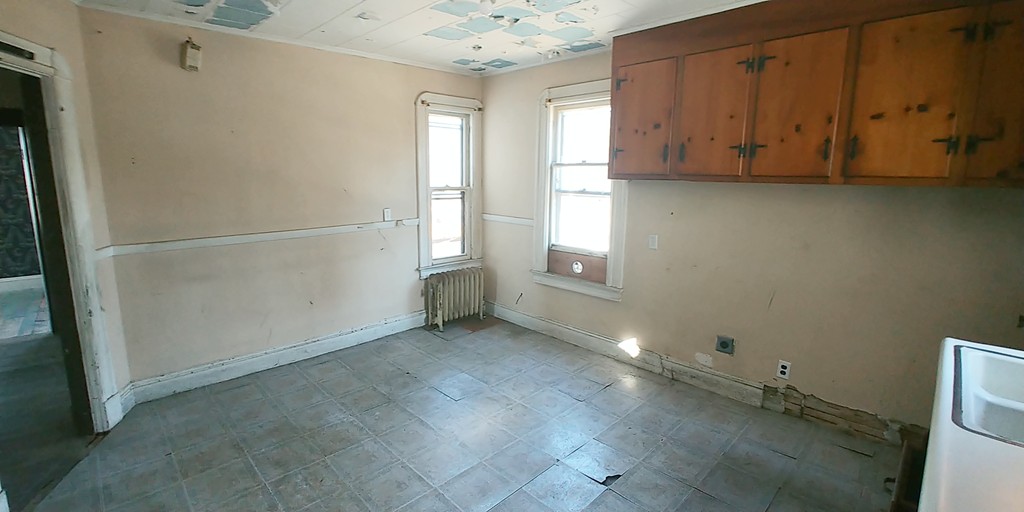103 Essex Street Springfield, MA 01151 - Photo 16 of 19 Gallery Image 16