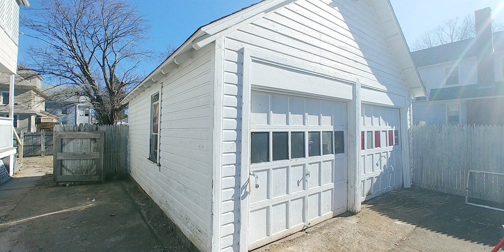 103 Essex Street Springfield, MA 01151 - Photo 4 of 19 Gallery Image 4
