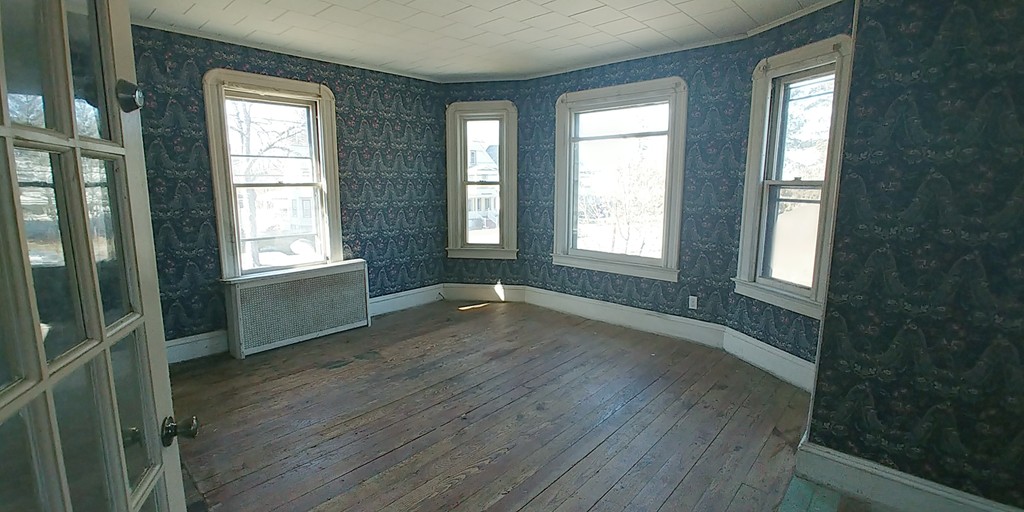 103 Essex Street Springfield, MA 01151 - Photo 10 of 19 Gallery Image 10