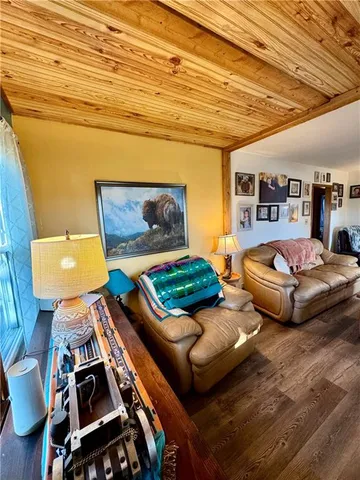 $290,000 | 1883 Maple Road, Fort Scott, KS 66701