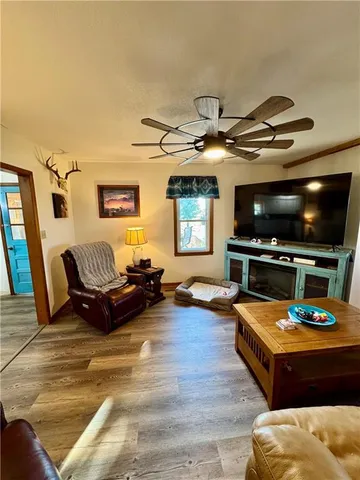 $290,000 | 1883 Maple Road, Fort Scott, KS 66701