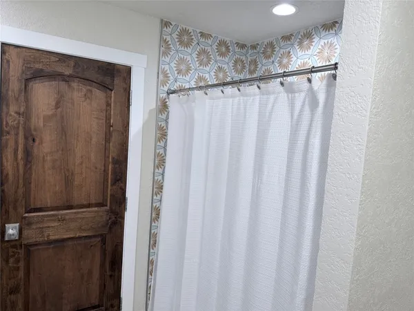 $3,100 | 4012 Chile Drive, Pasadena, TX 77504