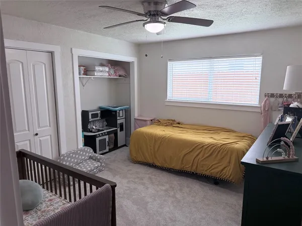 $3,100 | 4012 Chile Drive, Pasadena, TX 77504