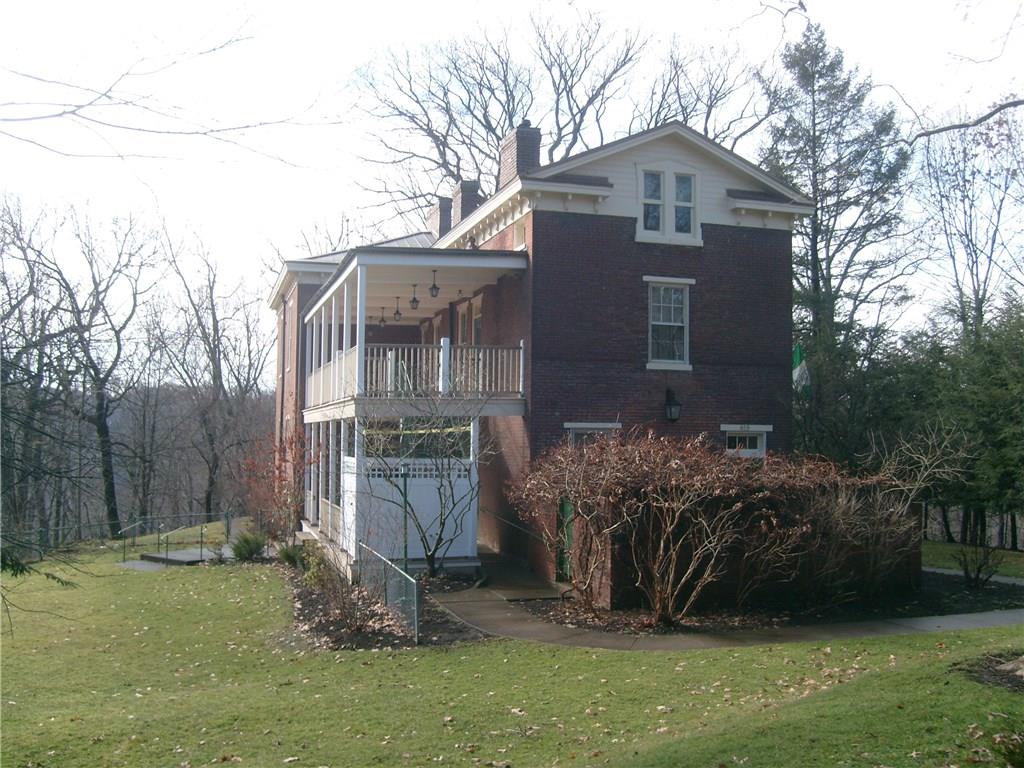 640 Pennridge Road Pittsburgh, PA 15211 - Photo 6 of 8