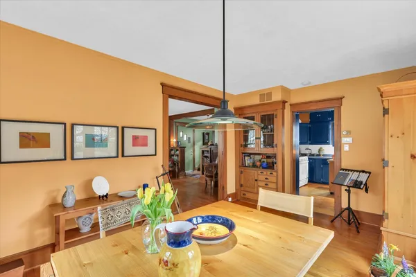 $400,000 | 1009 West Hill Street, Champaign, IL 61821