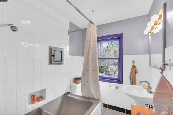 $400,000 | 1009 West Hill Street, Champaign, IL 61821