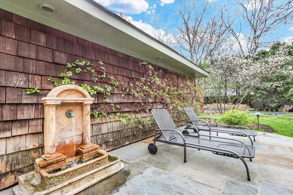 $400,000 | 1009 West Hill Street, Champaign, IL 61821