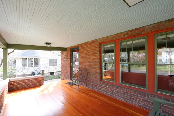 $400,000 | 1009 West Hill Street, Champaign, IL 61821