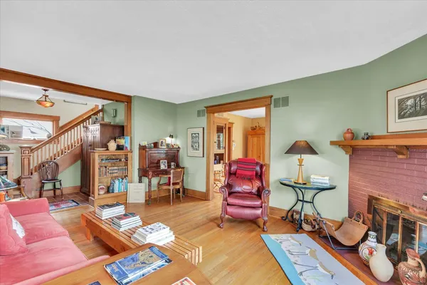 $400,000 | 1009 West Hill Street, Champaign, IL 61821