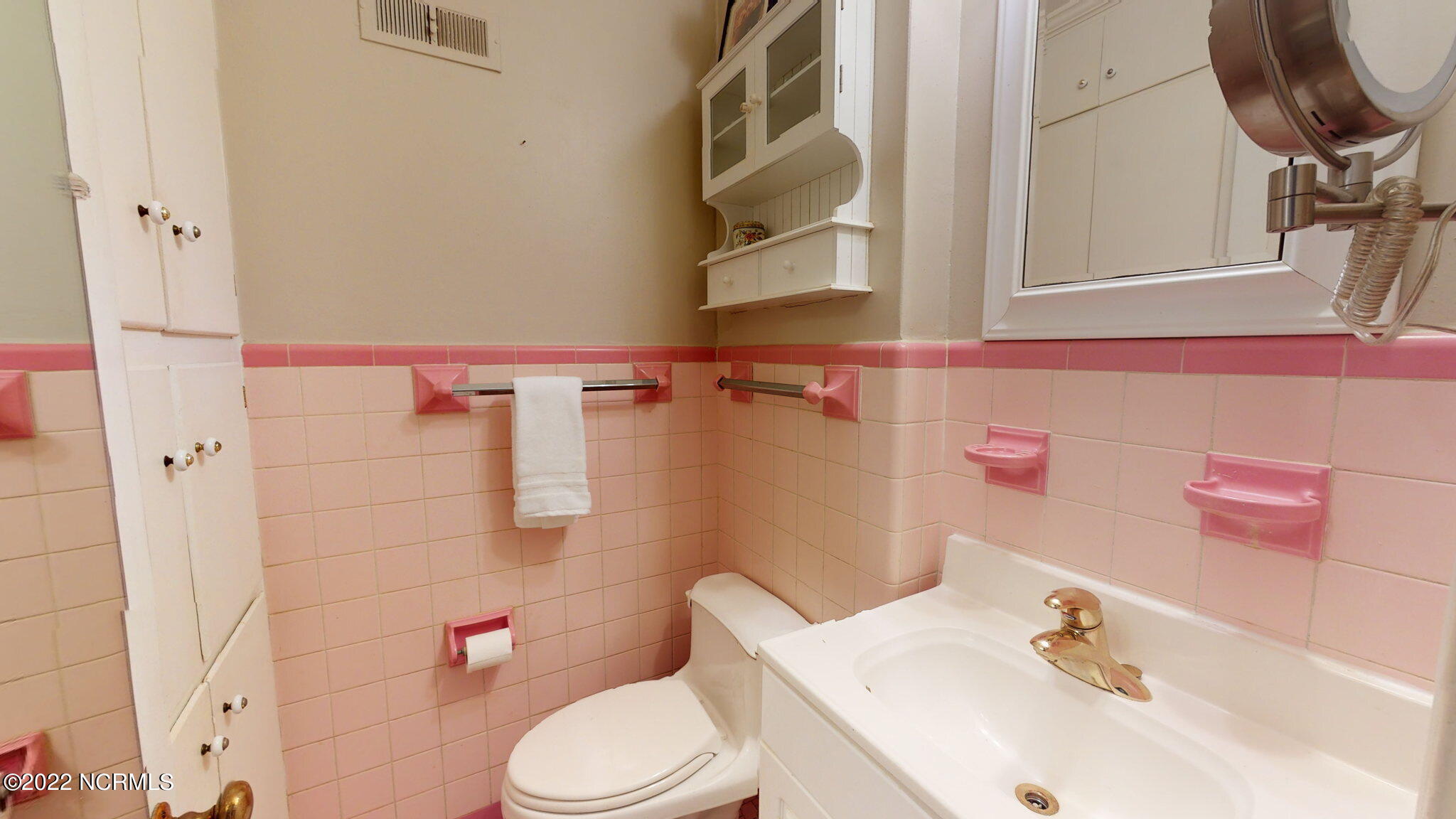 2203 Greenbriar Road Kinston, NC 28501 - Photo 35 of 37 44-web-or-mls-VTP-2203-Greenbrier-Rd-Kin