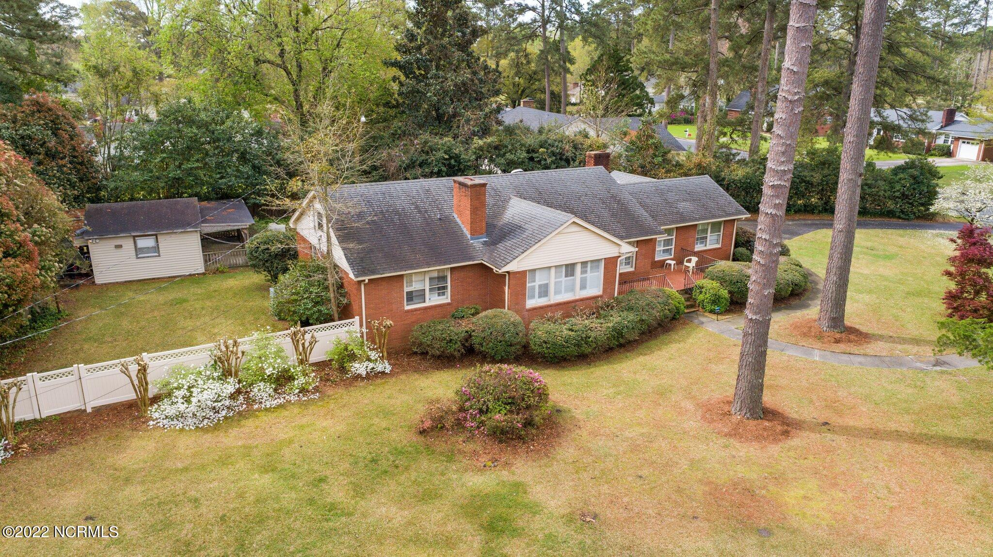 2203 Greenbriar Road Kinston, NC 28501 - Photo 9 of 37 11-web-or-mls-DJI_0002