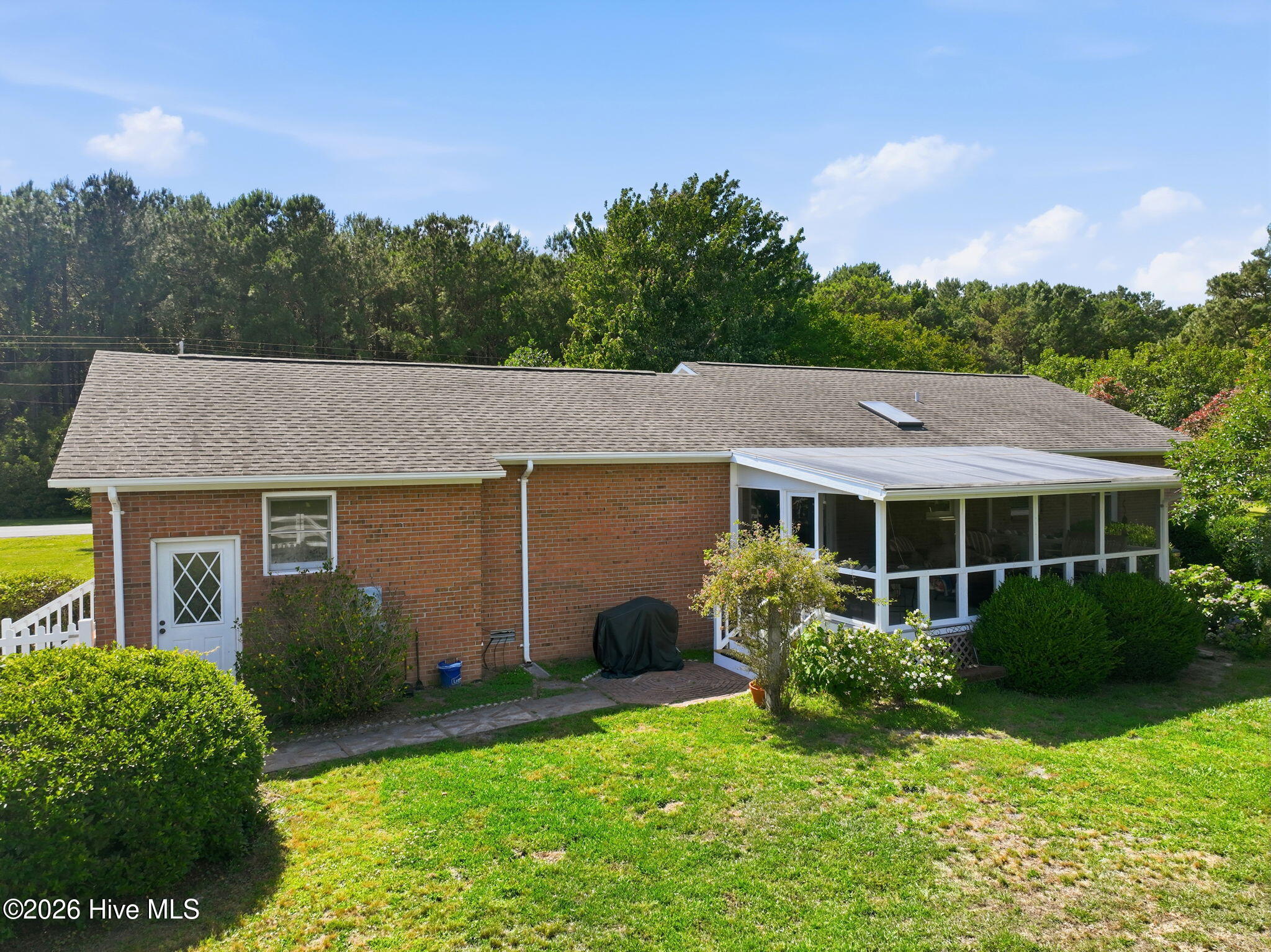 626 West Firetower Road Swansboro, NC 28584 - Photo 6 of 47