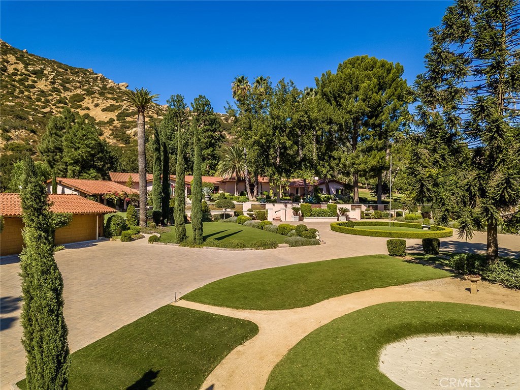 22637 La Quilla Drive Chatsworth, CA 91311 - Photo 12 of 40