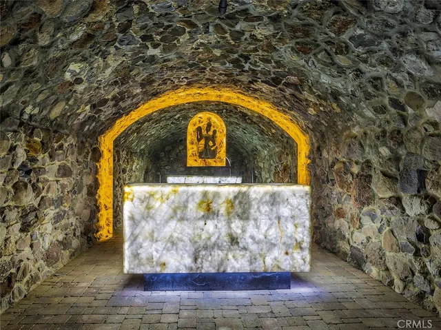 a view of a yard and mountain