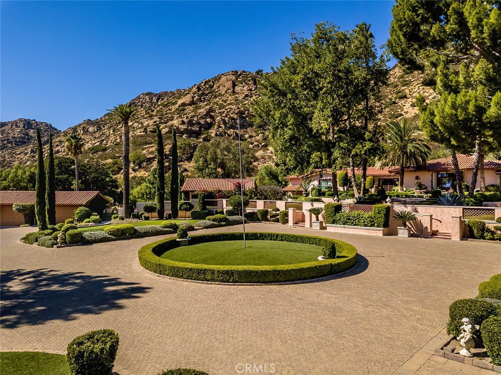 22637 La Quilla Drive Chatsworth, CA 91311 - Photo 6 of 40