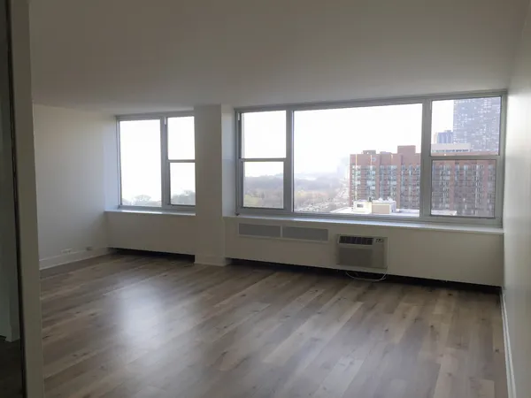 $2,400 | 4250 North Marine Drive, Unit 2406, Chicago, IL 60613
