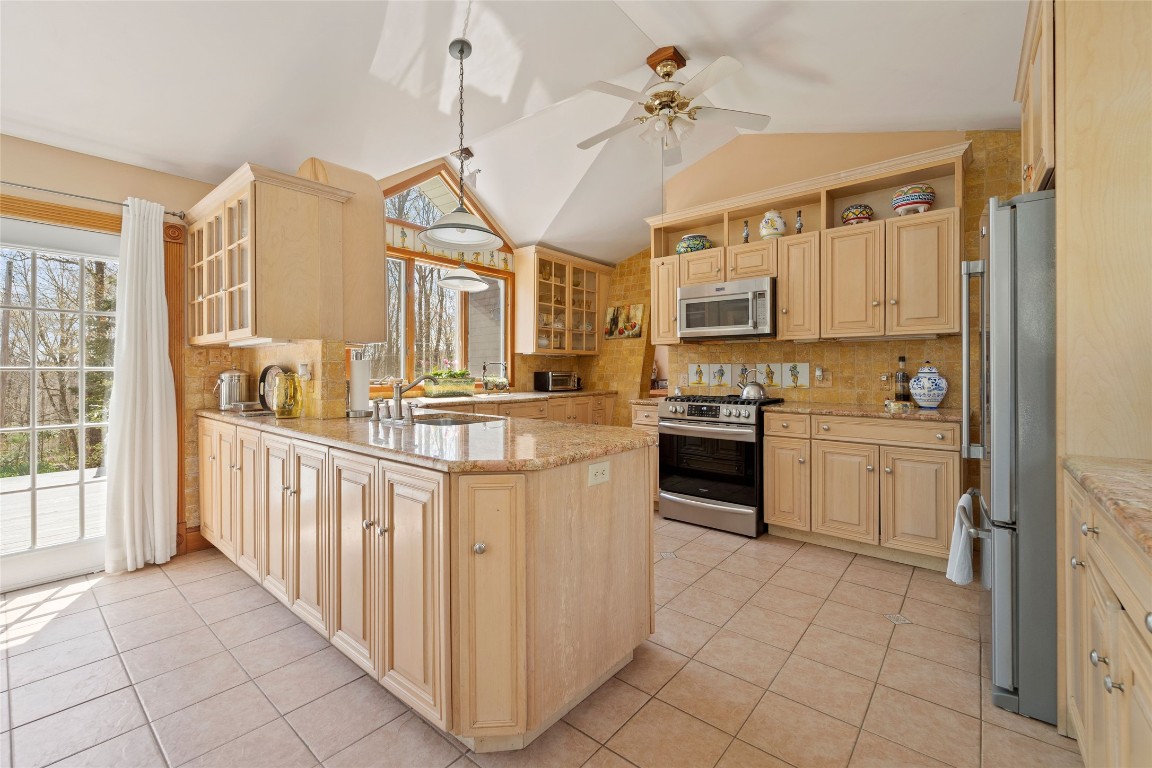 319 Beaver Lake Road Windsor, NY 13865 - Photo 7 of 34