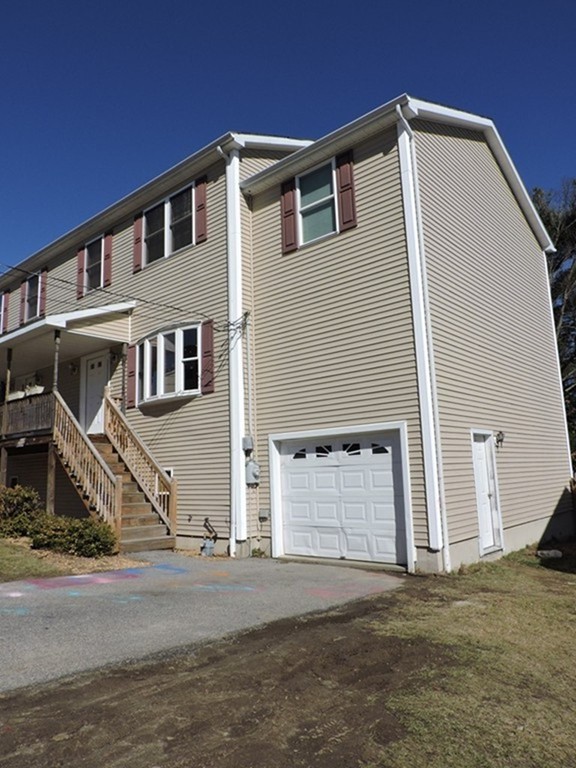 18 Arrowsic Street Worcester, MA 01606 - Photo 6 of 12 Gallery Image 6