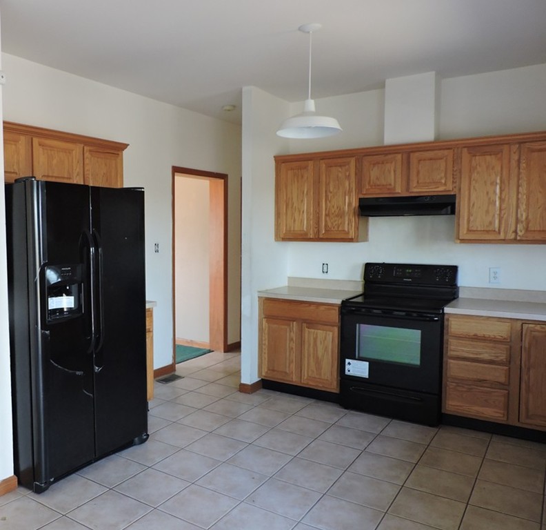 18 Arrowsic Street Worcester, MA 01606 - Photo 7 of 12 Gallery Image 7