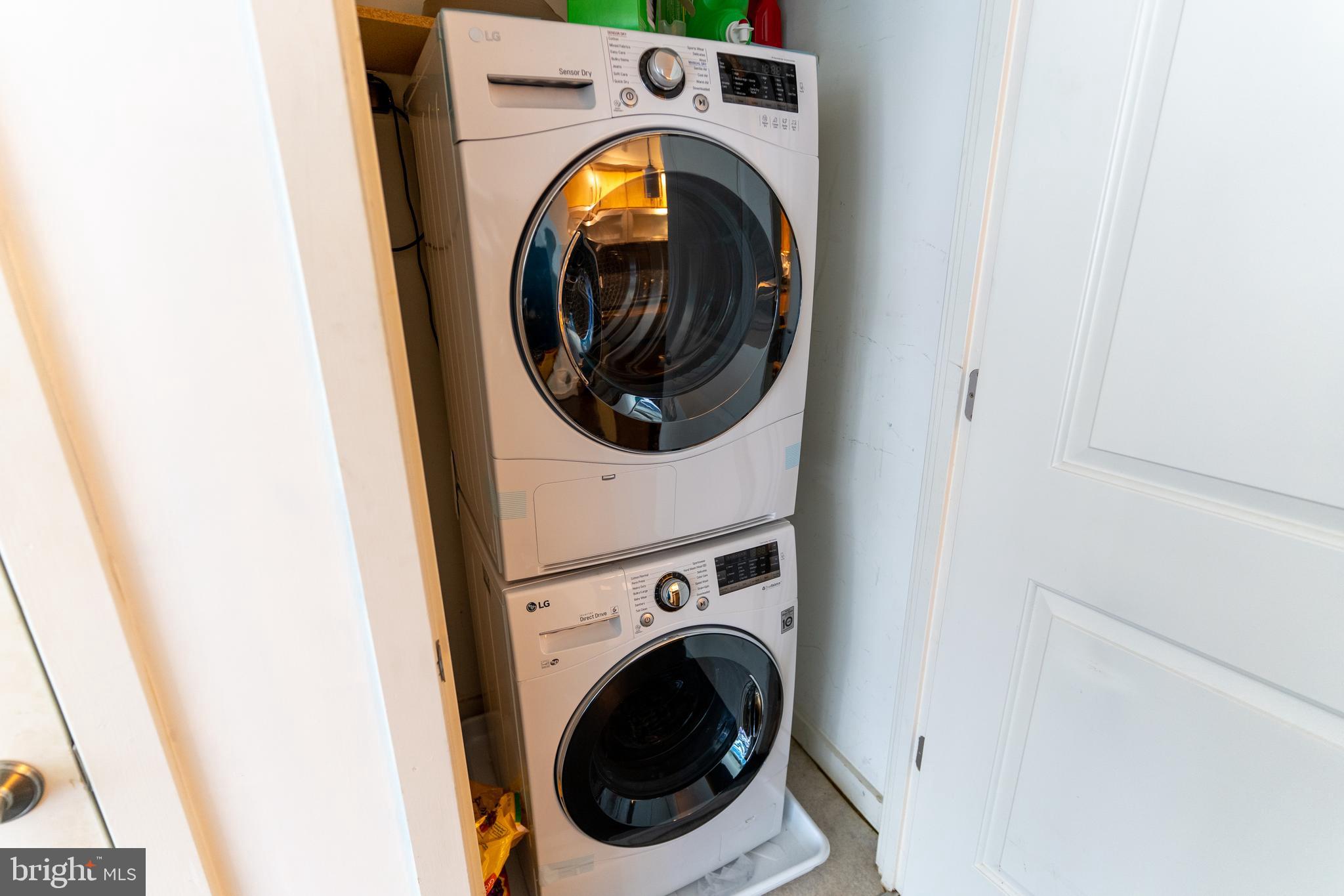 1025 First Street Southeast, Unit 514 Washington, DC 20003 - Photo 12 of 15 a utility room with dryer and washer