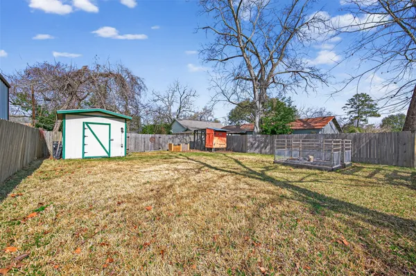 $275,000 | 214 Texas Street, Tomball, TX 77375