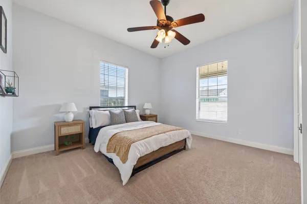 $299,995 | 214 Texas Street, Tomball, TX 77375