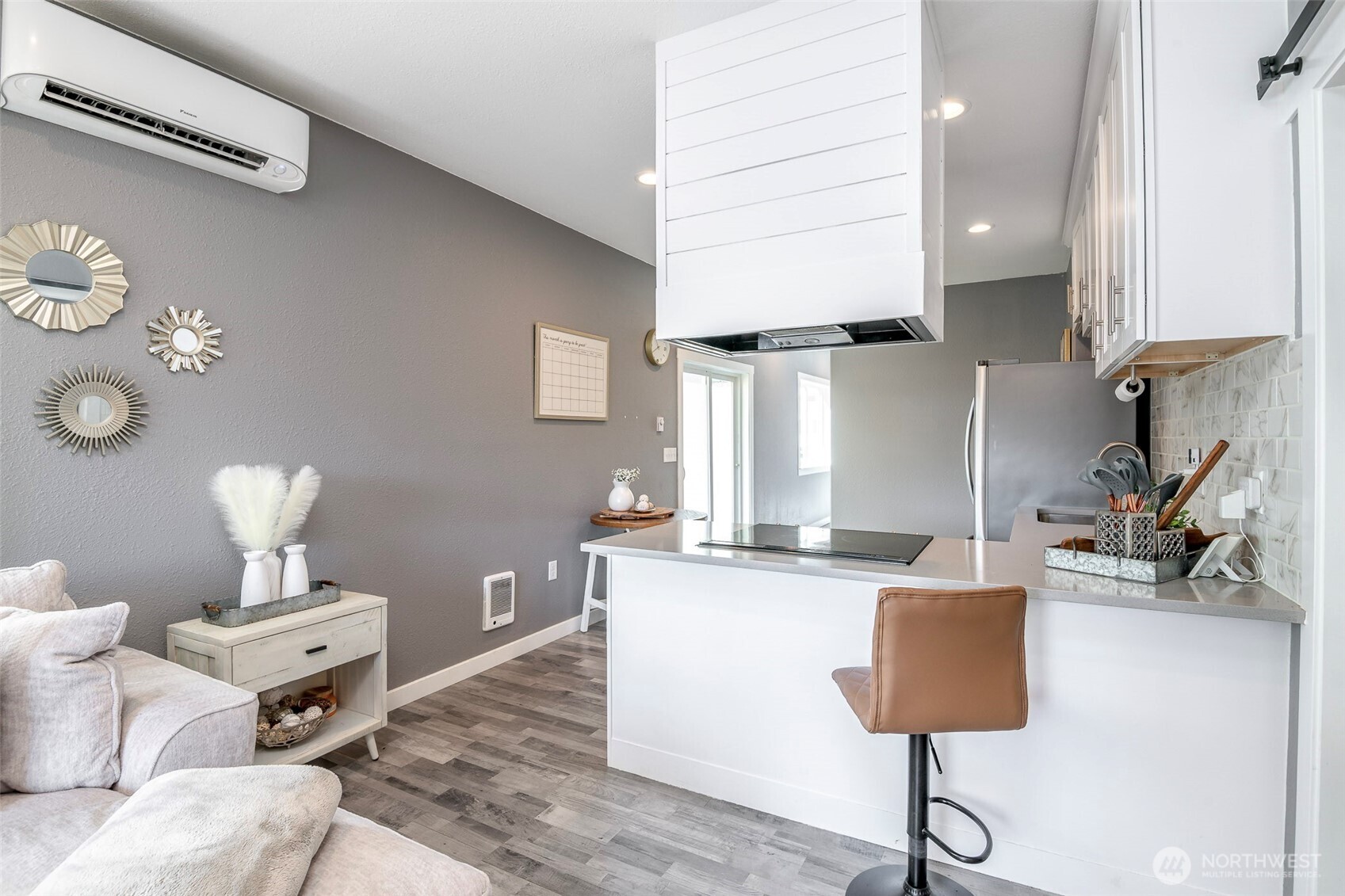 3506 South Tyler Street Tacoma, WA 98409 - Photo 19 of 32 a living room with furniture and a lamp