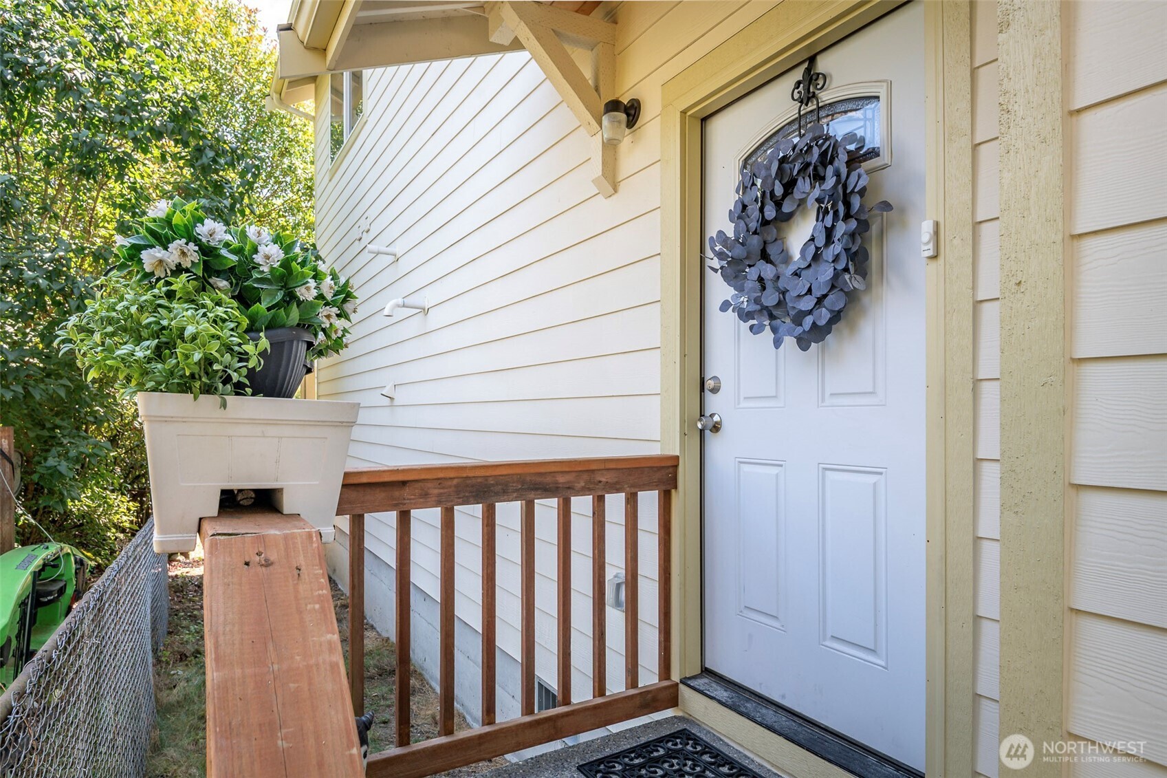 3506 South Tyler Street Tacoma, WA 98409 - Photo 2 of 32 a view of a wooden door