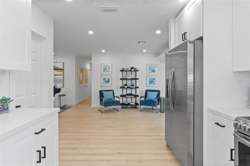 48 Southeast 7th Street Dania, FL 33004 - Photo 11 of 47 Photo 11